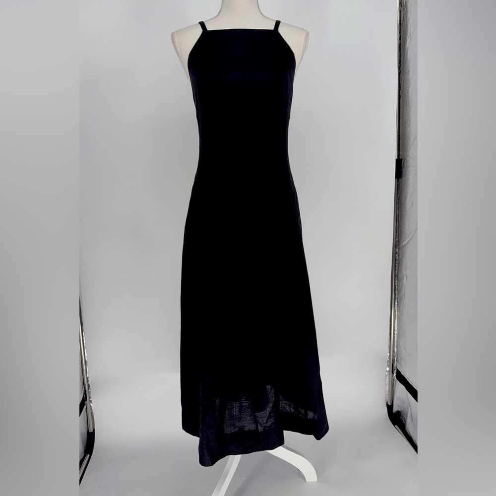 NWT Veronika Maine
Fine Ramie Dress in Black SIZE 10